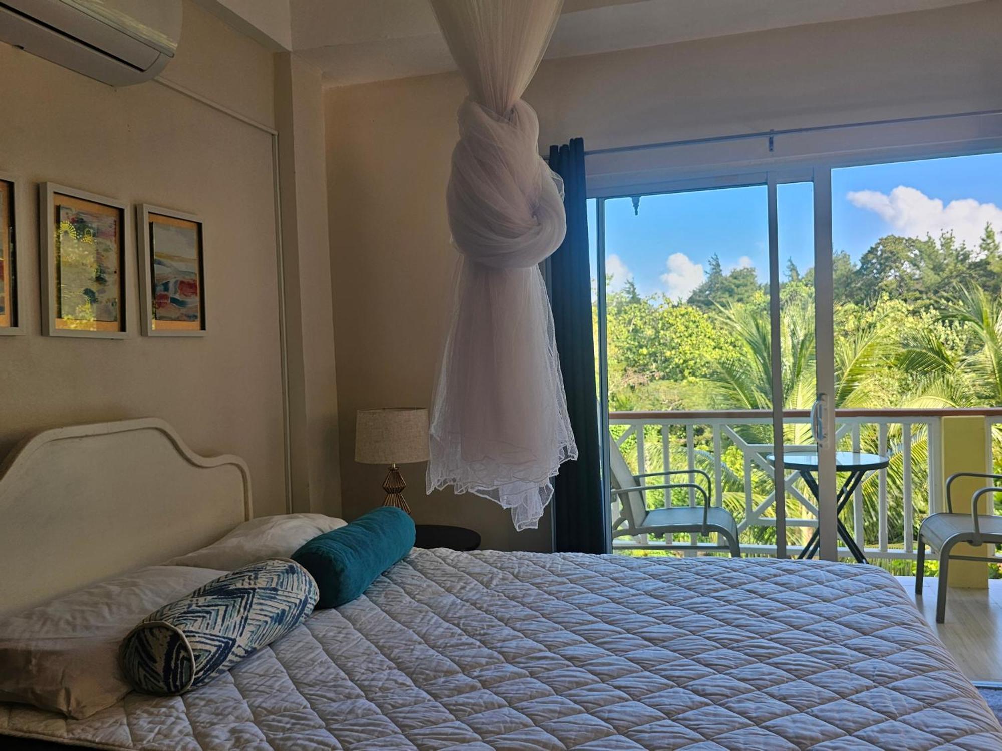 Anse La RayeRoyal Escape - 2アパートメント 部屋 写真